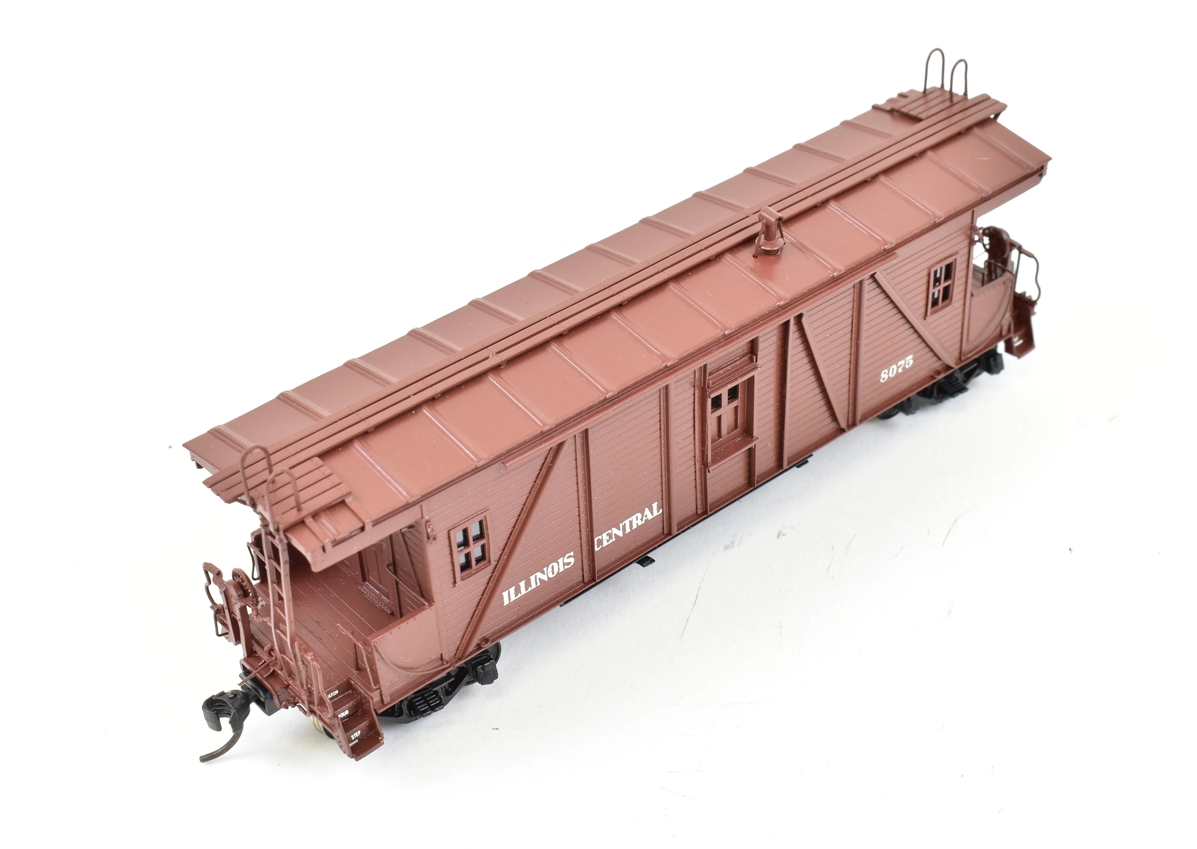 HO Brass OMI - Overland Models, Inc. IC - Illinois Central "OSB" Outside Braced Wood Caboose Pro-Painted - Image 8