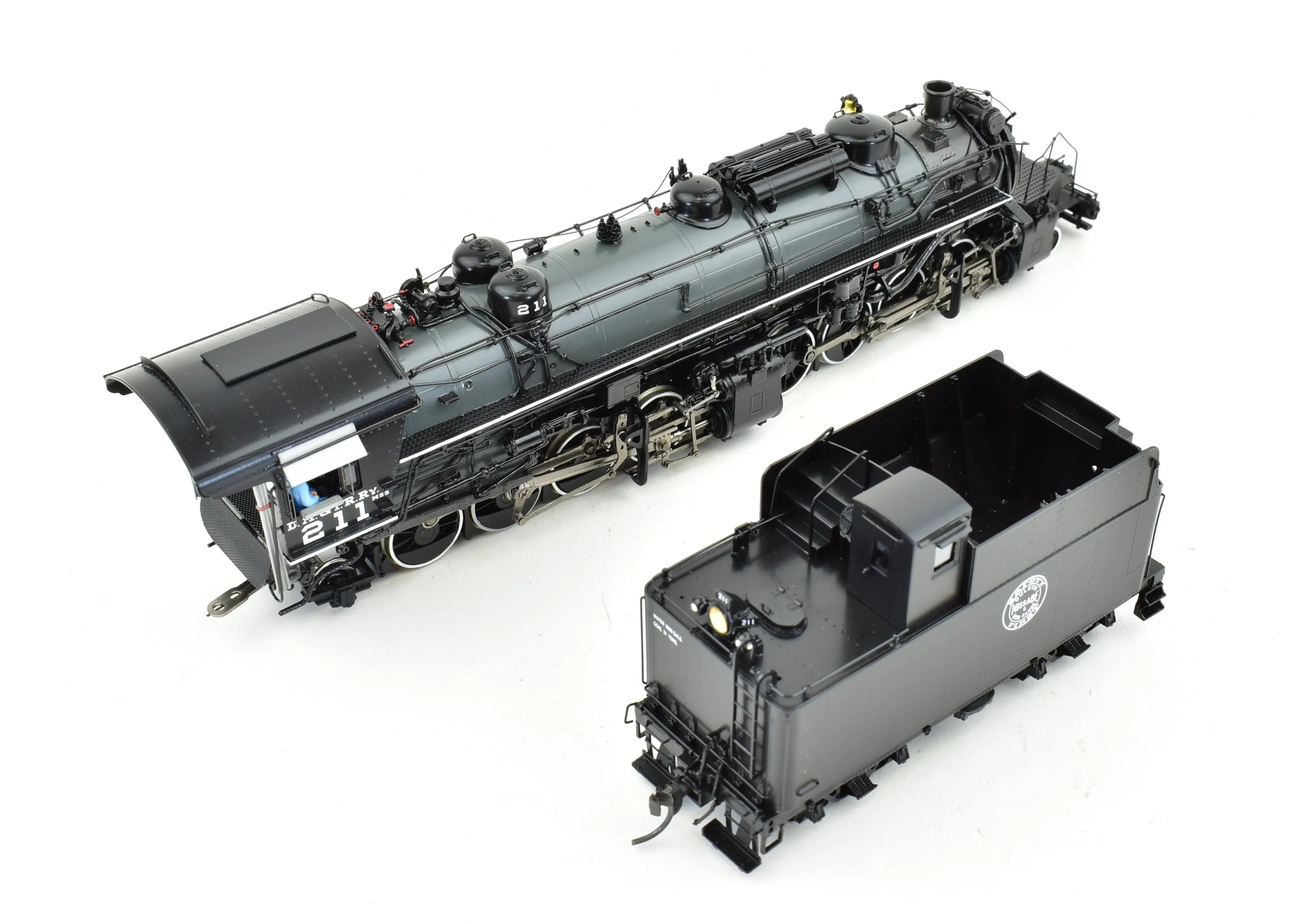 HO Brass CON DVP - Division Point DM&IR - Duluth Missabe & Iron Range Class M-2s 2-8-8-2 #211 Grey Boiler Scheme FP - Image 10
