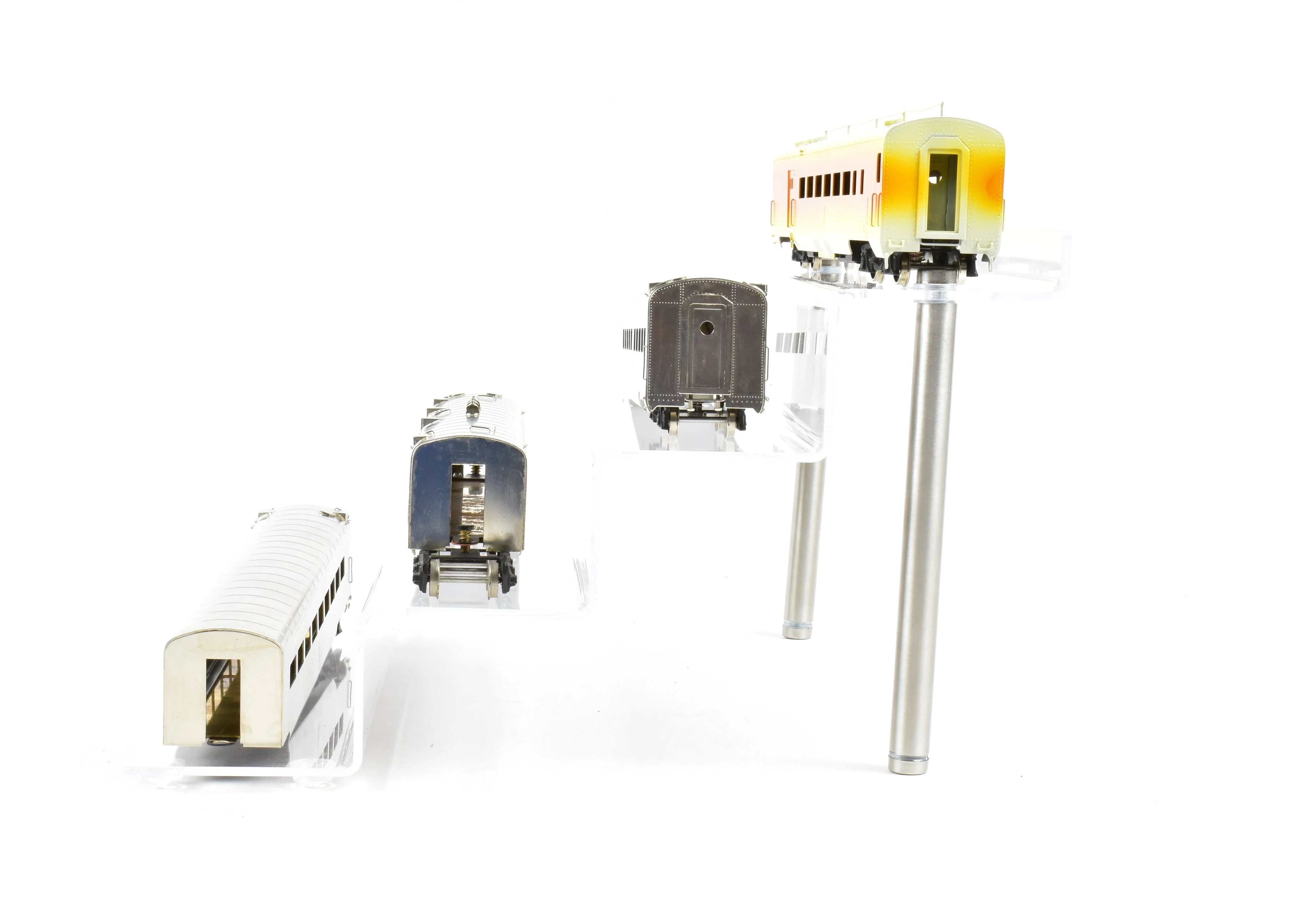 HO Brass CON S. Soho & Co. SP - Southern Pacific 11-Car Coast Daylight Set - Image 8