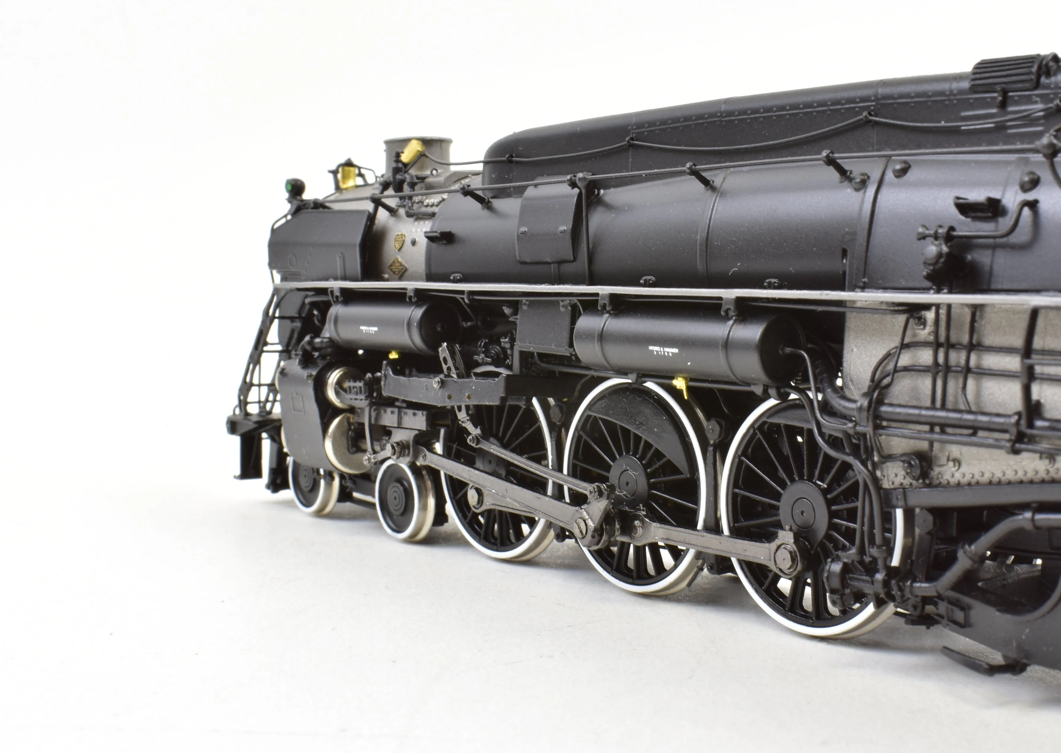 HO Brass DVP - Division Point B&M - Boston & Maine P-4a 4-6-2 Pacific FP #3710 with Skyline Casting - Image 17