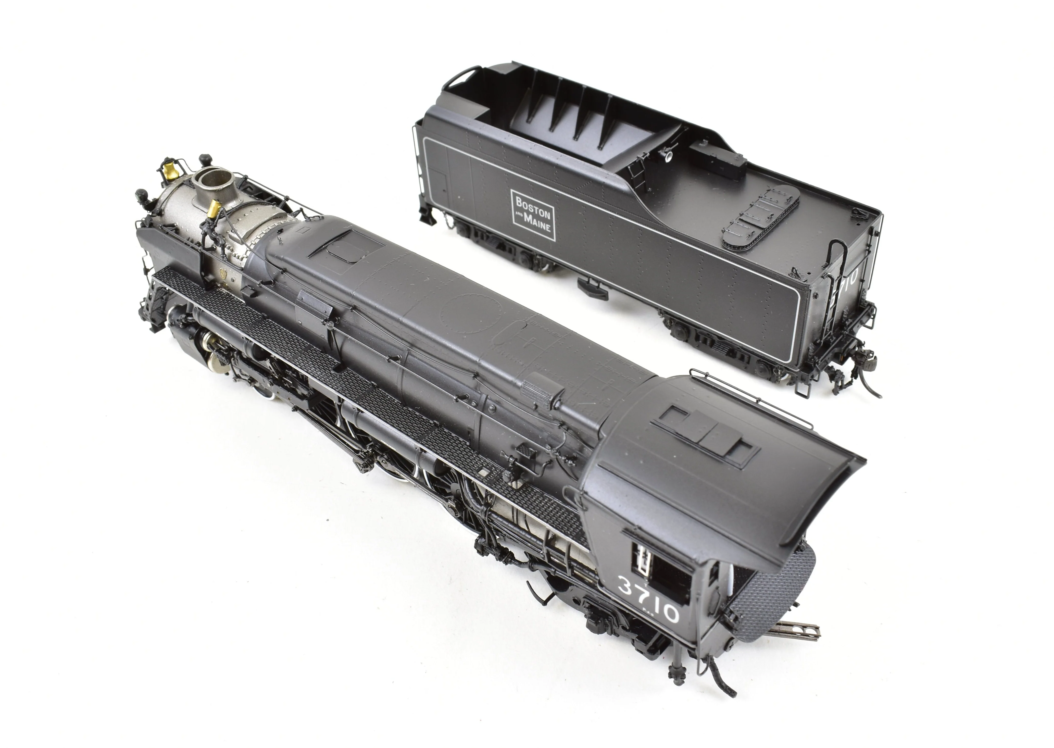 HO Brass DVP - Division Point B&M - Boston & Maine P-4a 4-6-2 Pacific FP #3710 with Skyline Casting - Image 9