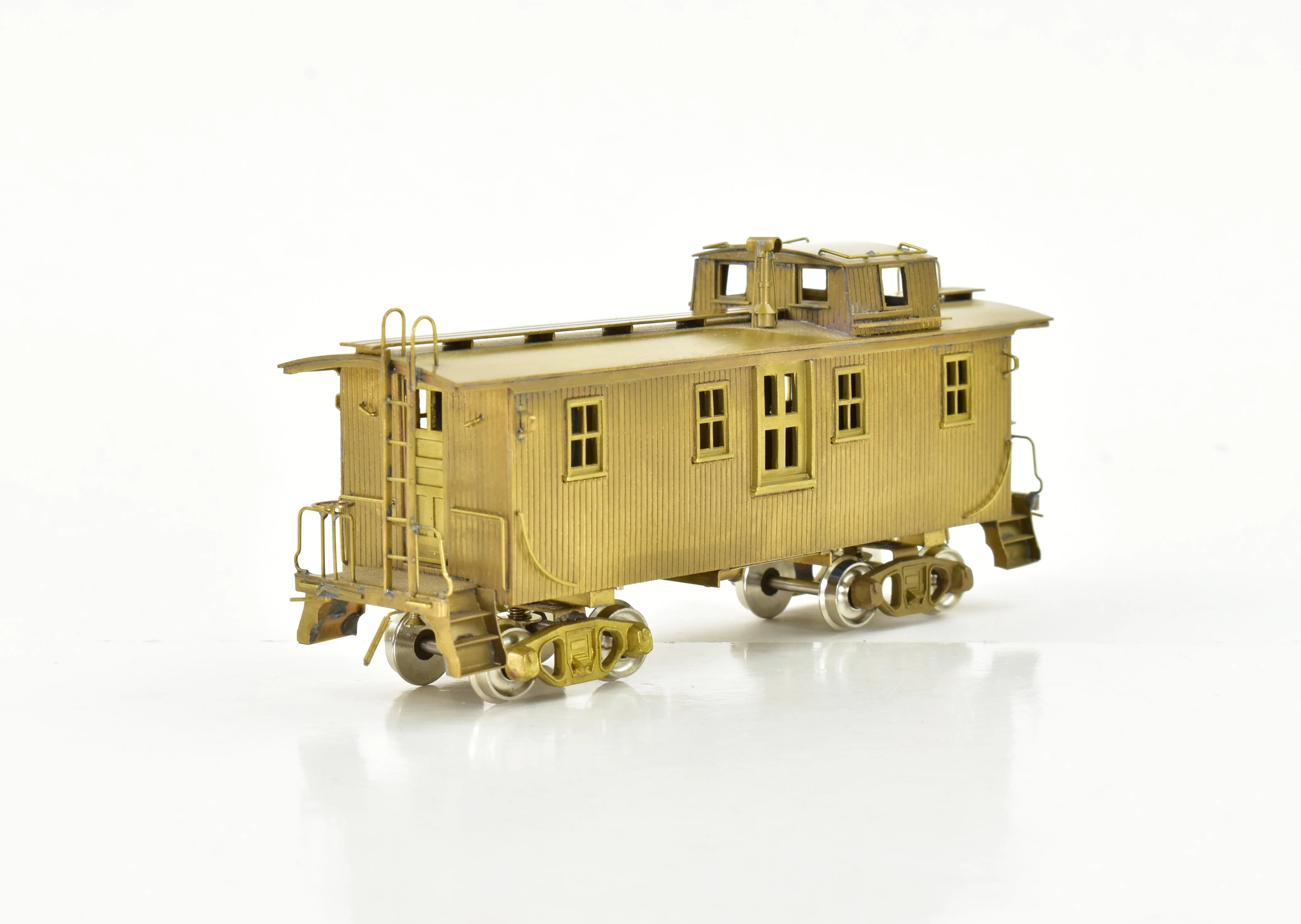 HO Brass Gem Models IC - Illinois Central #9405 Wood Side Door Caboose - Image 3
