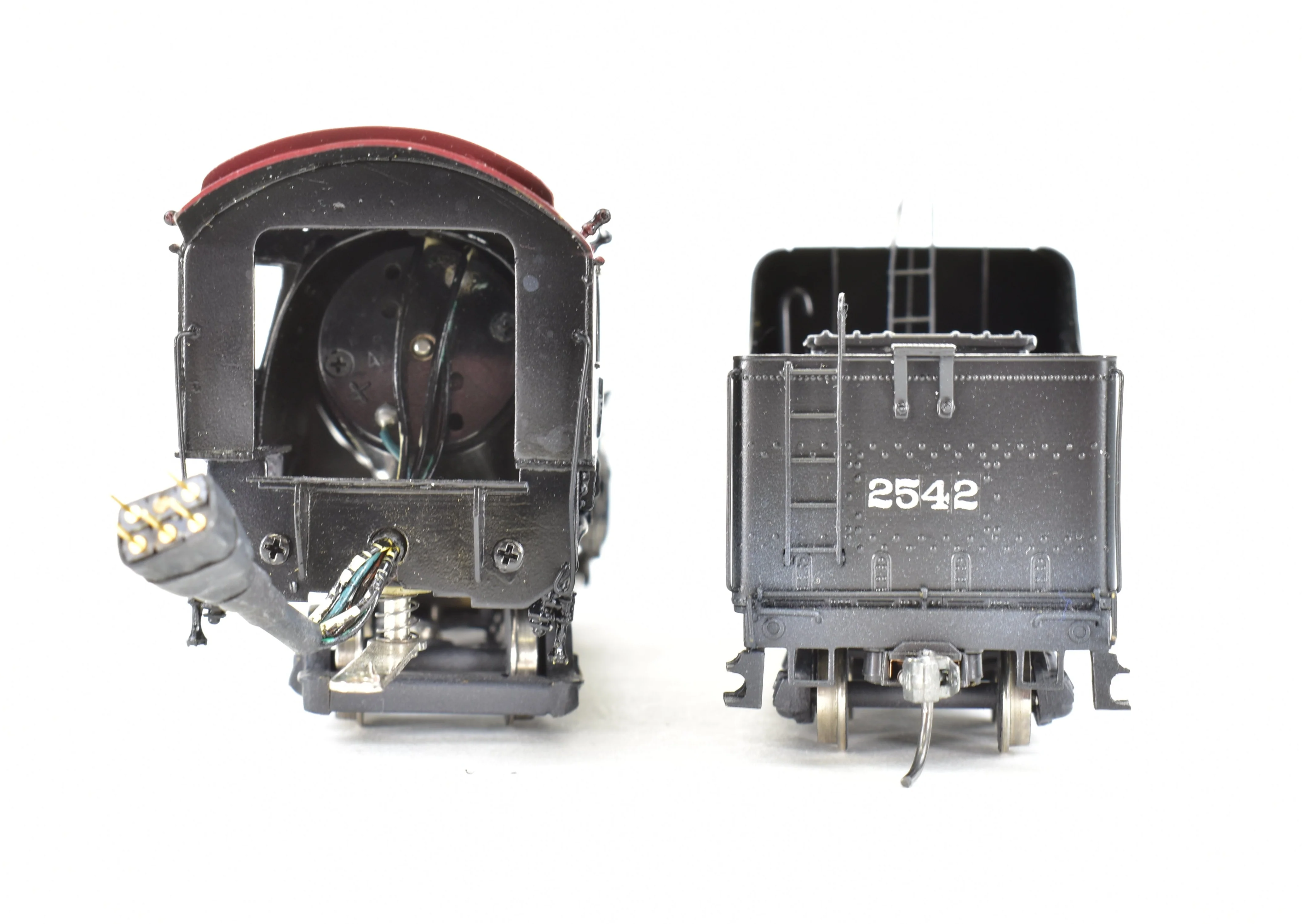 HO Brass Hallmark Models IC - Illinois Central 4-8-2 Custom Painted New NWSL Gearbox with Tsunami DCC and Sound - Image 10