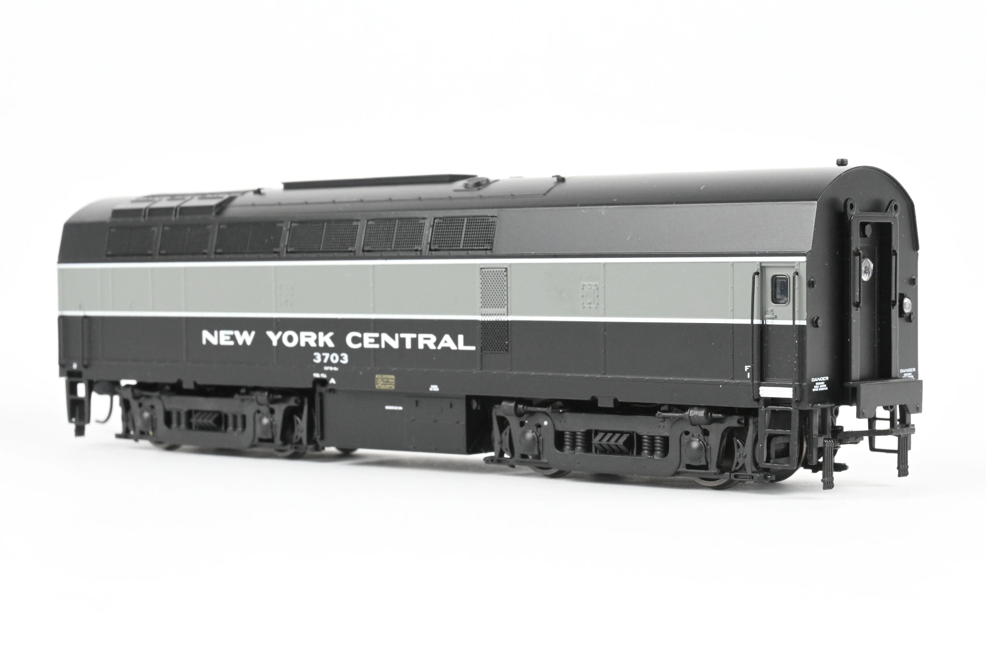 HO BLI - Broadway Limited Imports NYC – New York Central Baldwin RF-16B Unit with Paragon 3 DCC and Sound FP No. 3703 - Image 5