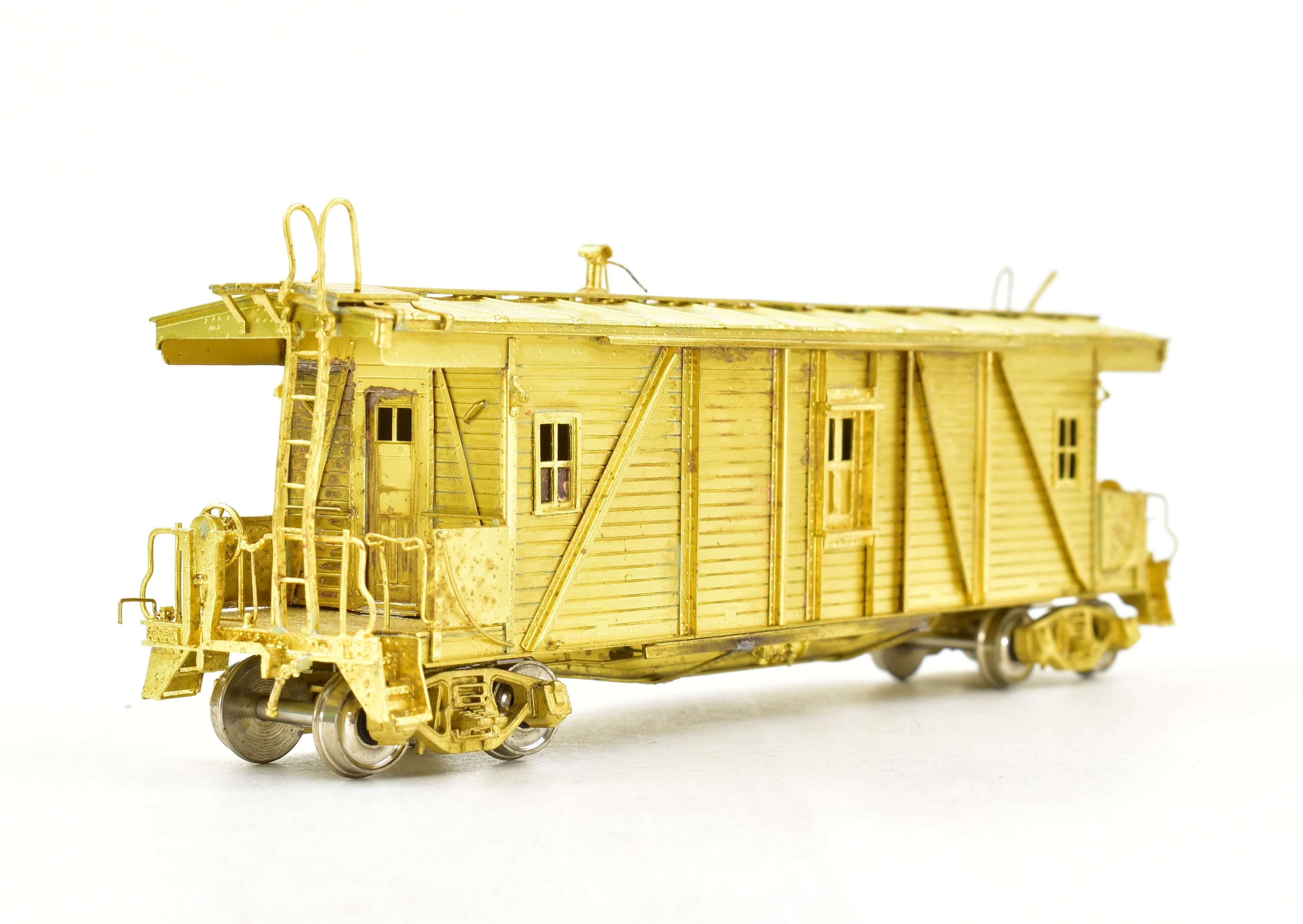 HO Brass OMI - Overland Models, Inc. IC - Illinois Central "OSB" Outside Braced Wood Caboose - Image 6