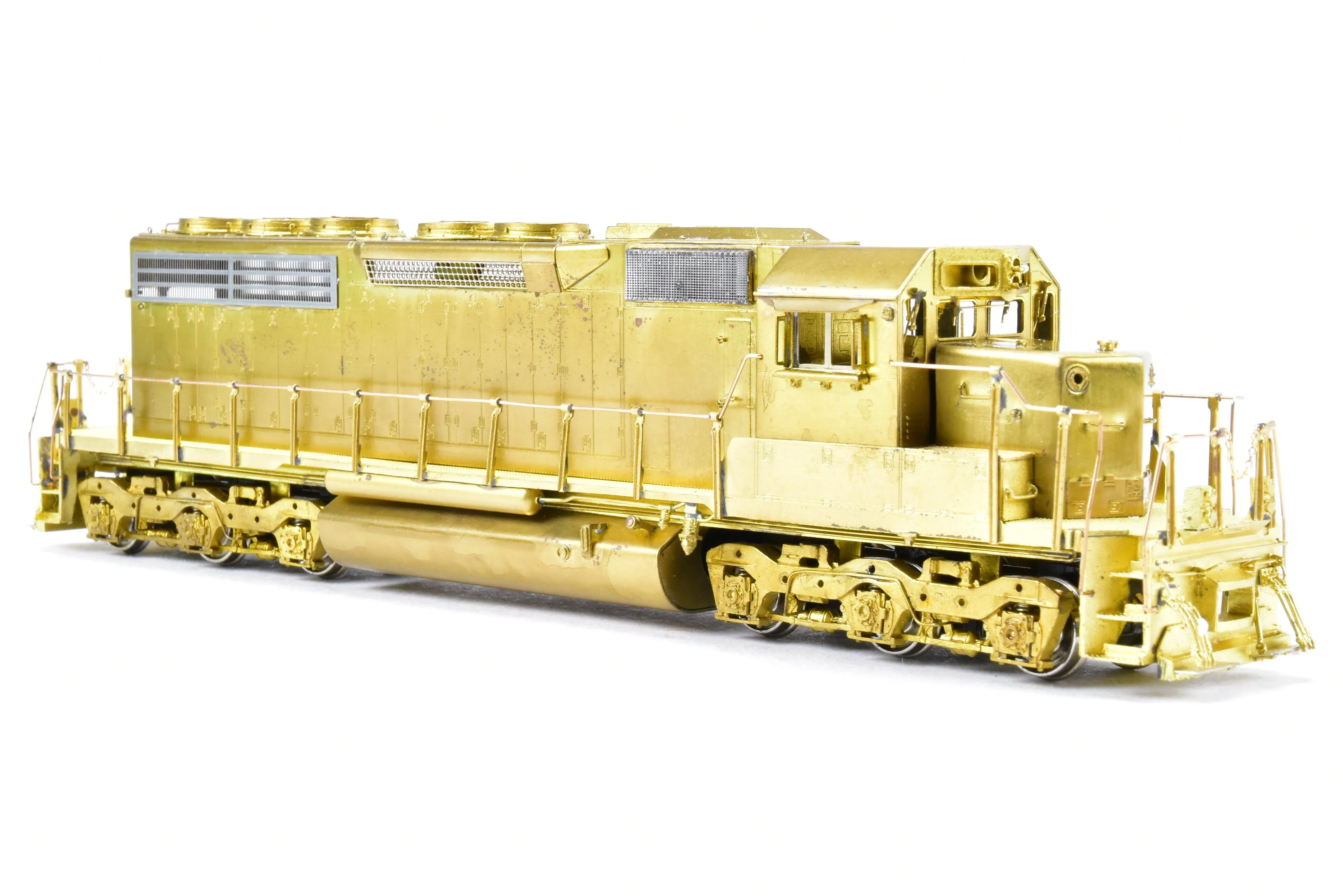 HO Brass OMI - Overland Models Inc. Various Roads EMD SD40 Low Hood, W/Dynamic Brakes, W/Low Mounted Brake Cylinders - Image 4