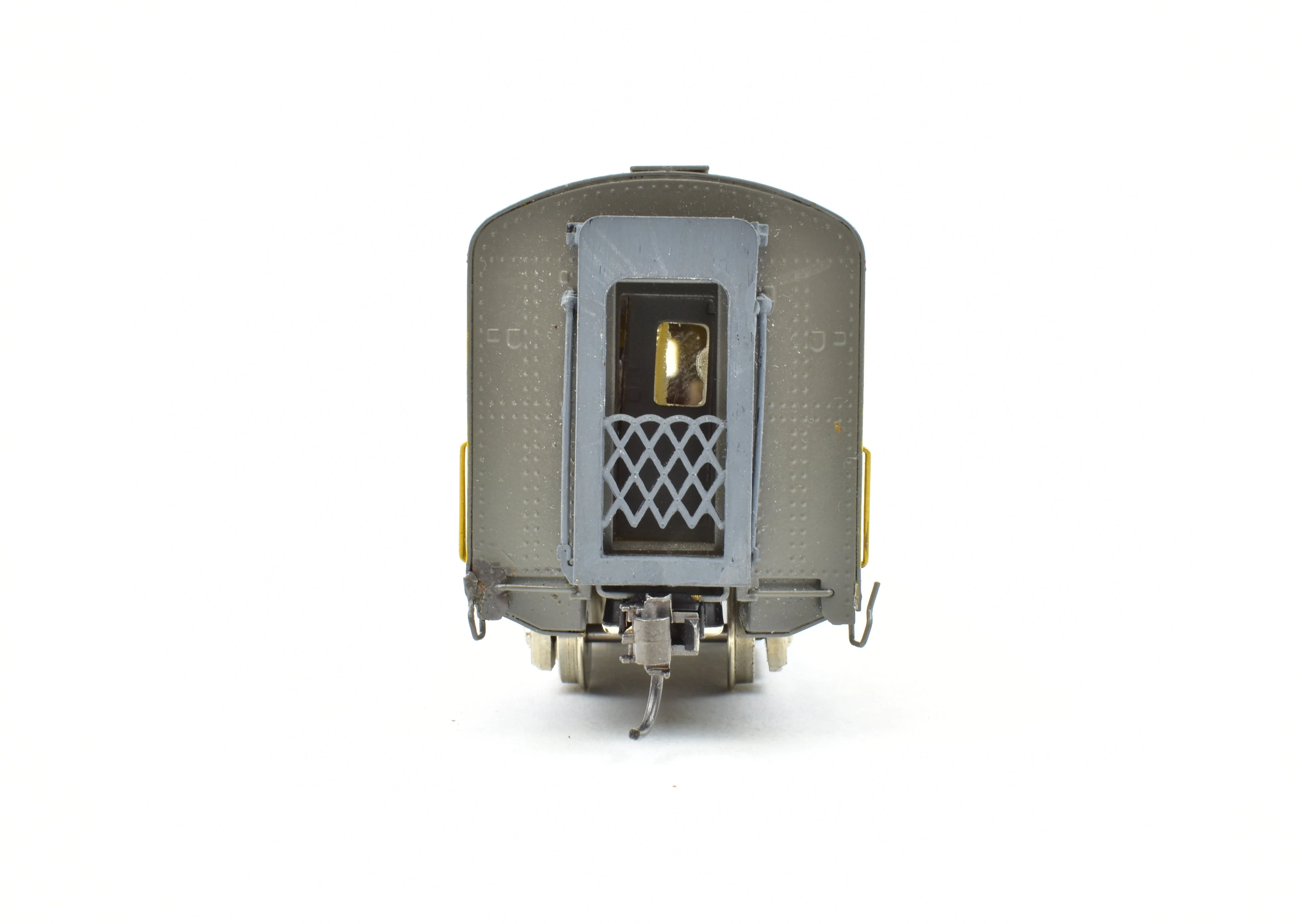 HO Brass S. Soho & Co. UP - Union Pacific #5450 Coach CP with Added Interior Details - Image 10