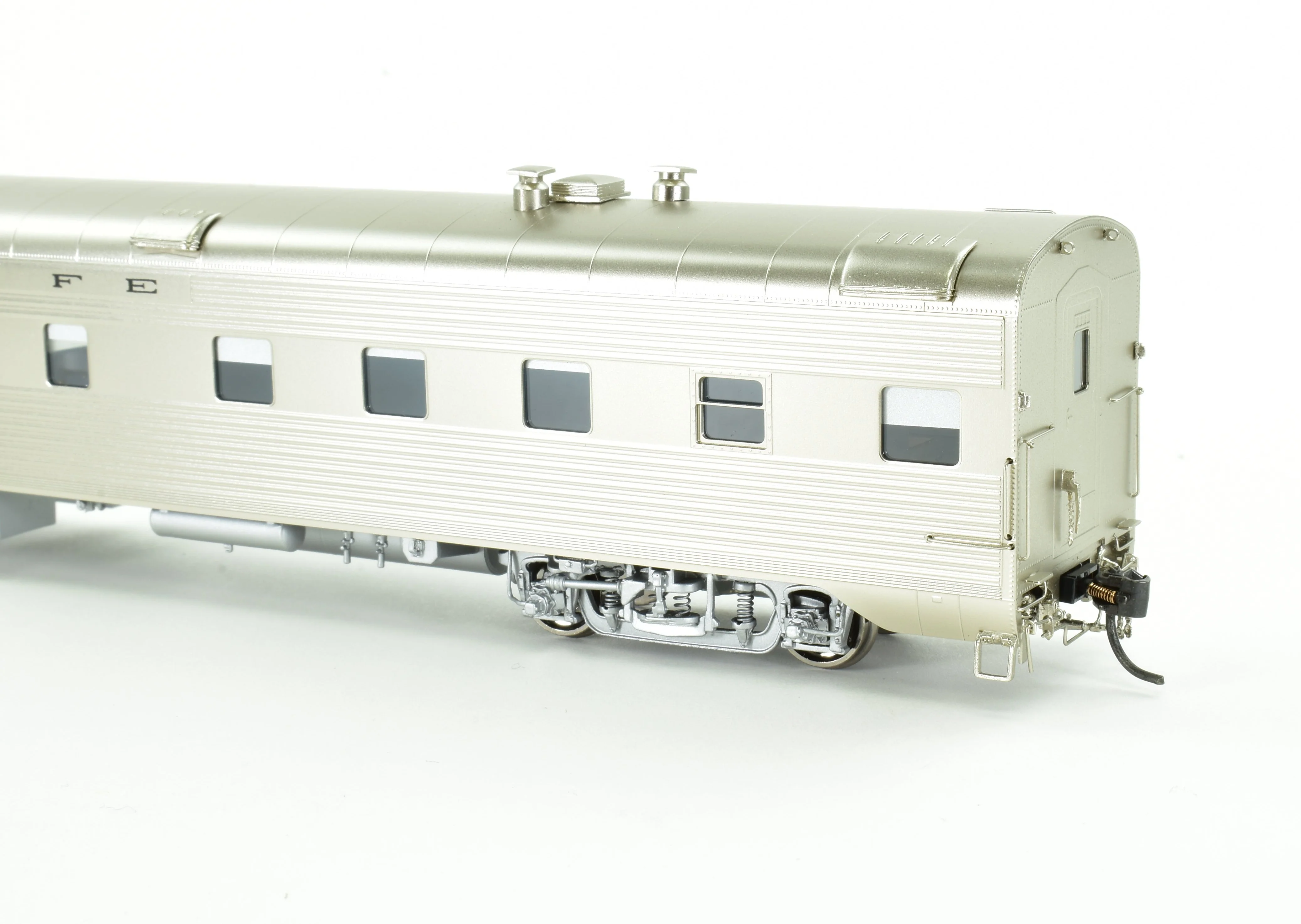 HO Brass CON TCY - The Coach Yard  No. 1207.1 ATSF - Santa Fe 1950 Pullman Lightweight 36 Seat Diner FP No. 605 - Image 12