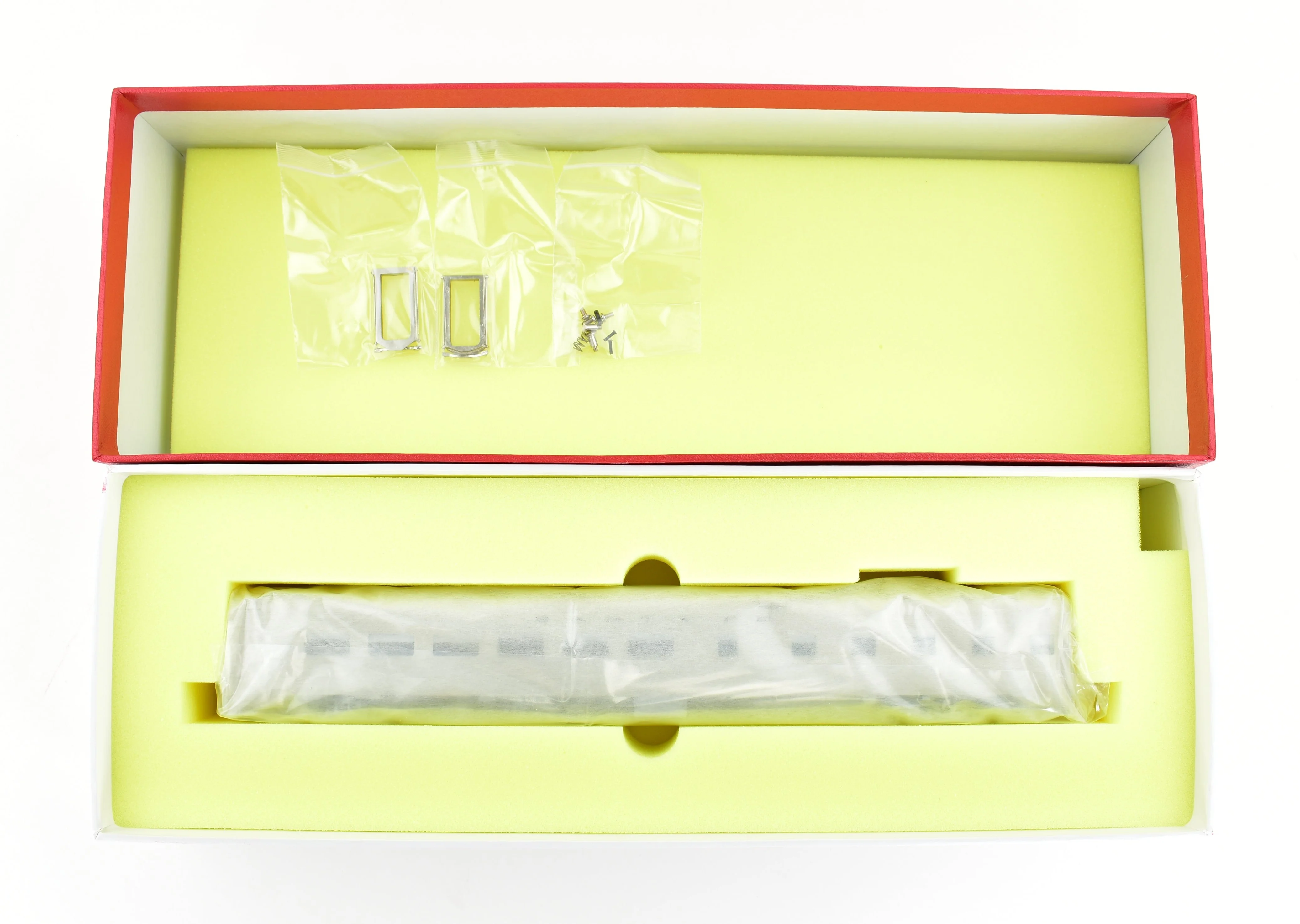 HO Brass CON TCY - The Coach Yard  No. 1207.1 ATSF - Santa Fe 1950 Pullman Lightweight 36 Seat Diner FP No. 605 - Image 16