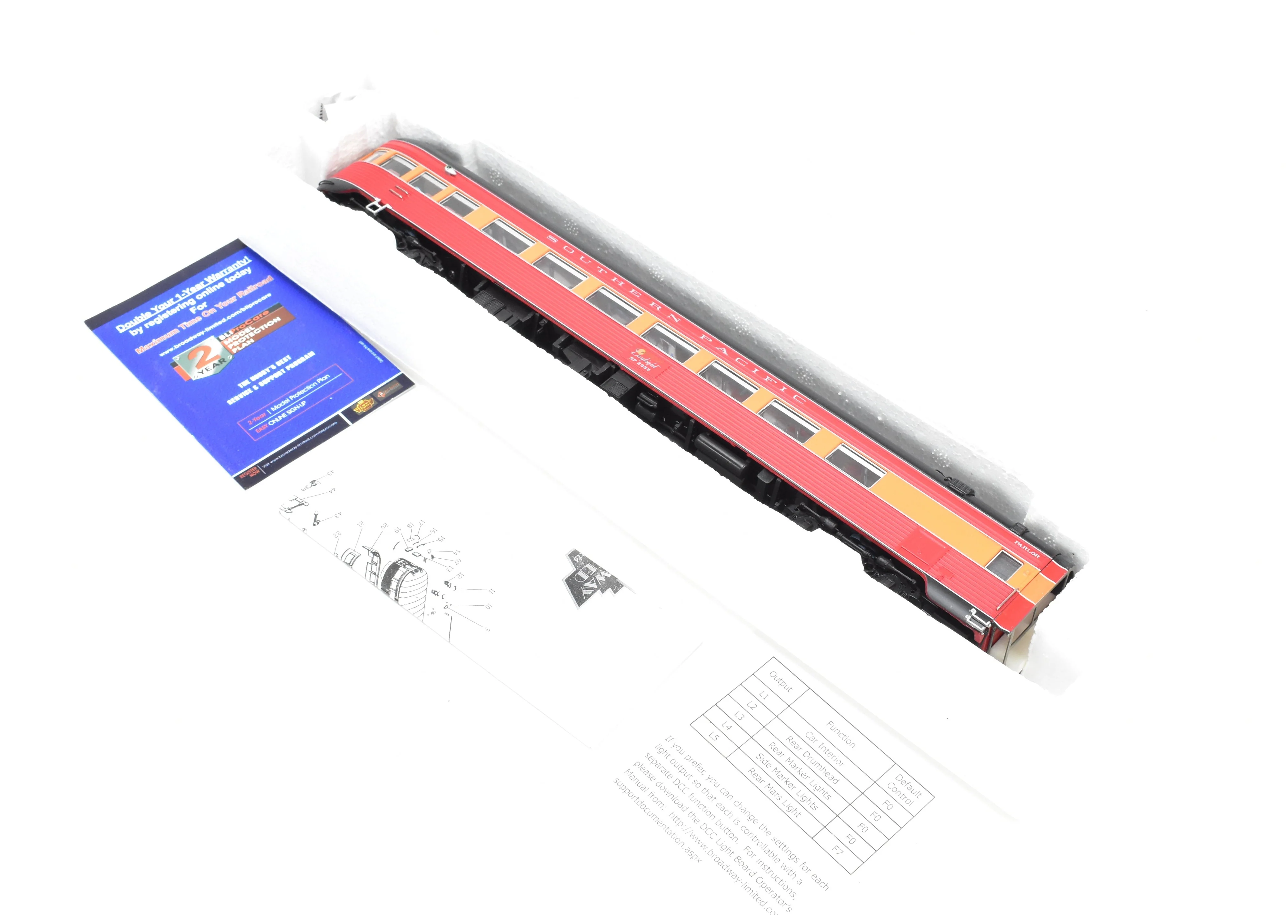 HO BLI - Broadway Limited Imports SP - Southern Pacific 14 Car Coast Daylight 1953 Deskirted Set F/P - Image 53