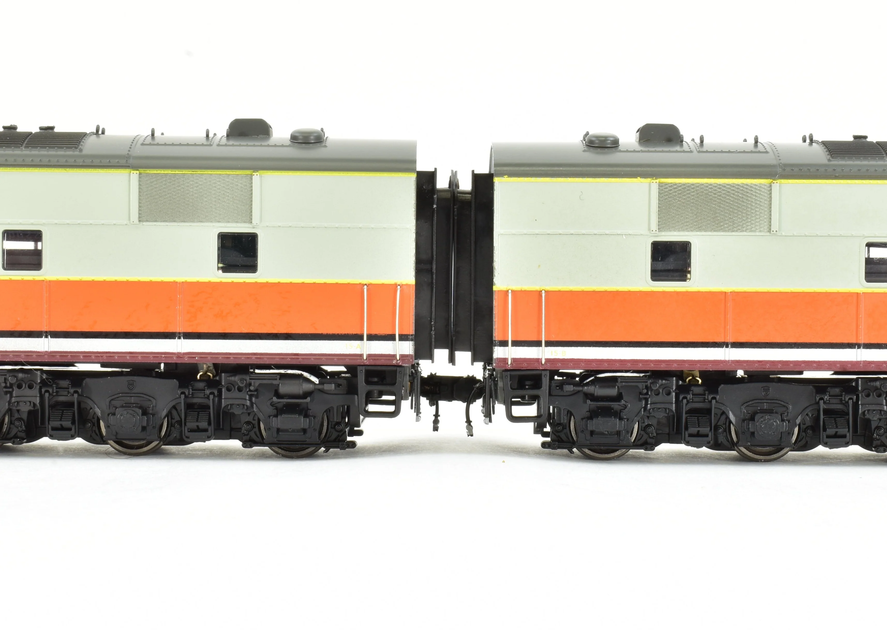 HO CON BLI - Broadway Limited Imports MILW - Milwaukee Road EMD E6A/A Set with QSI DCC and Sound - Image 13