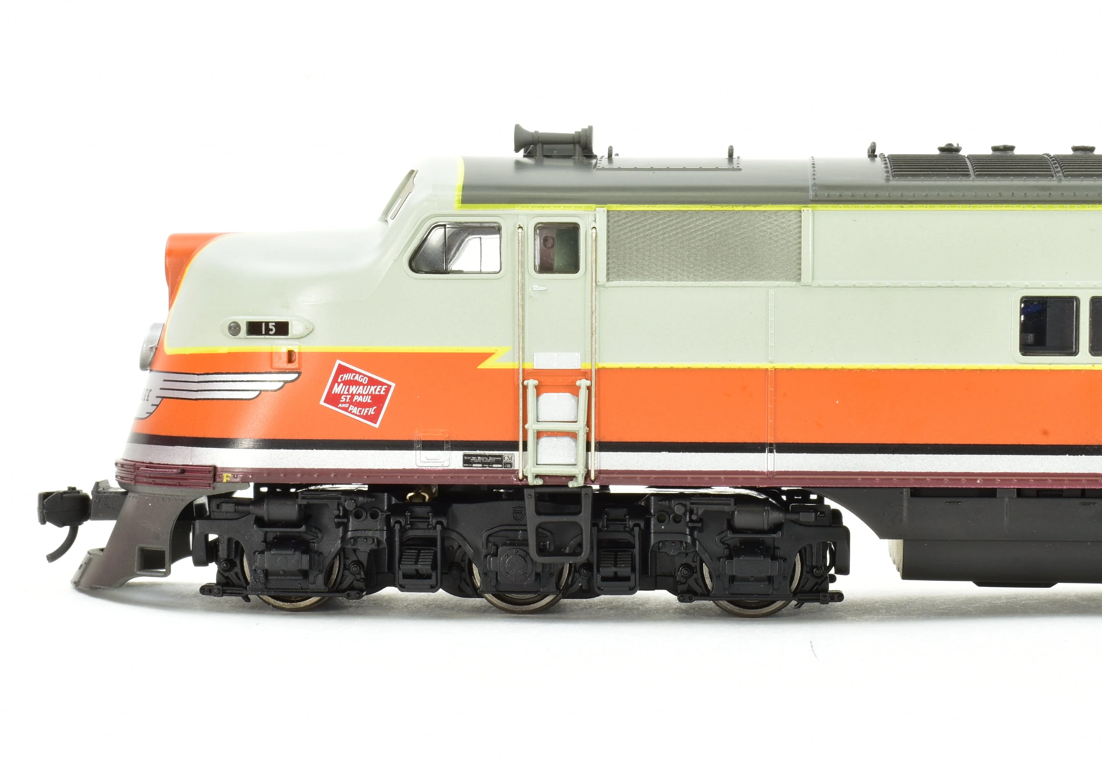 HO CON BLI - Broadway Limited Imports MILW - Milwaukee Road EMD E6A/A Set with QSI DCC and Sound - Image 14