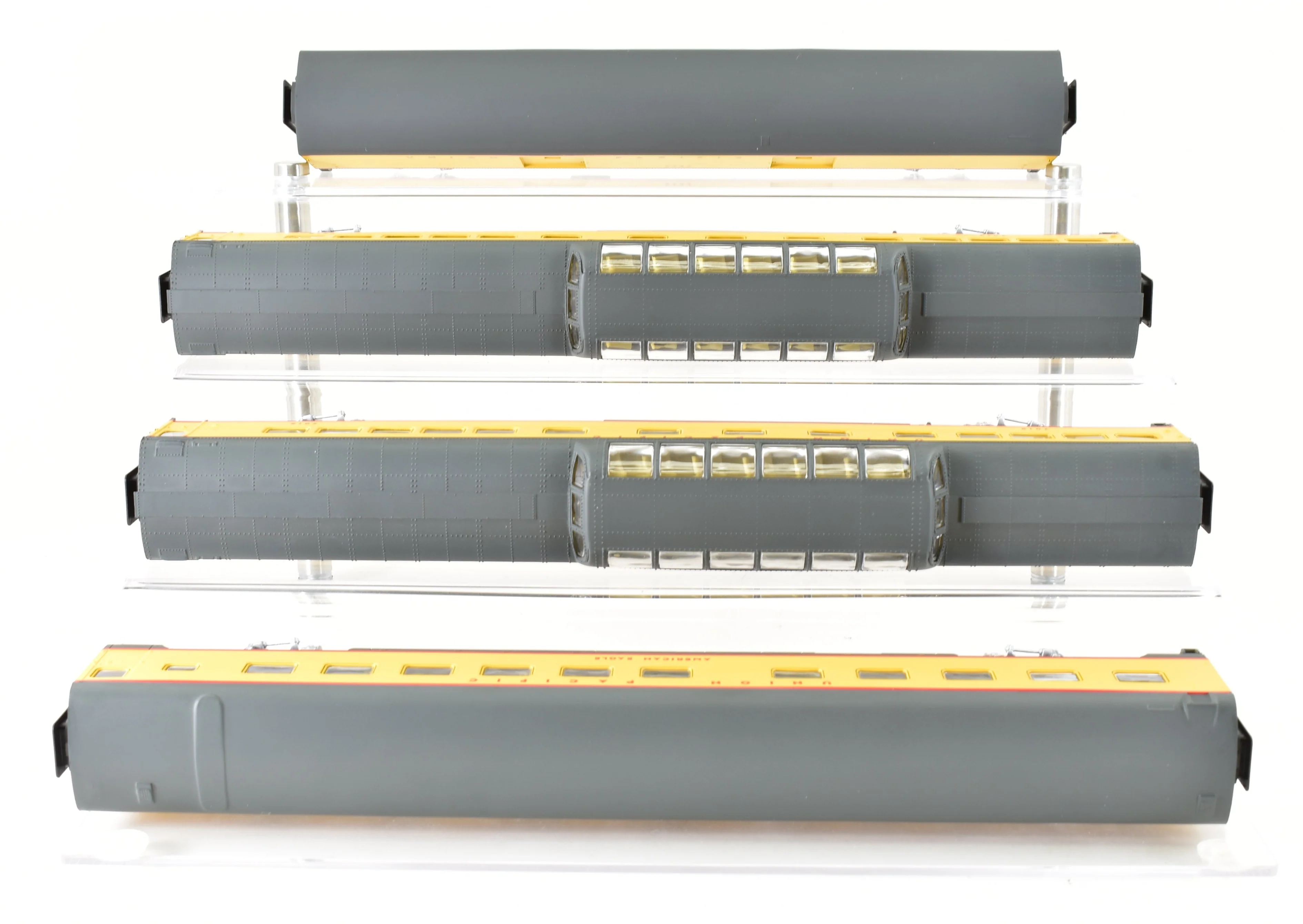 HO Rivarossi UP - Union Pacific Passenger Car Set B - 2 Vista Dome, 1 10-6 Pullman, 1 Baggage - Image 10