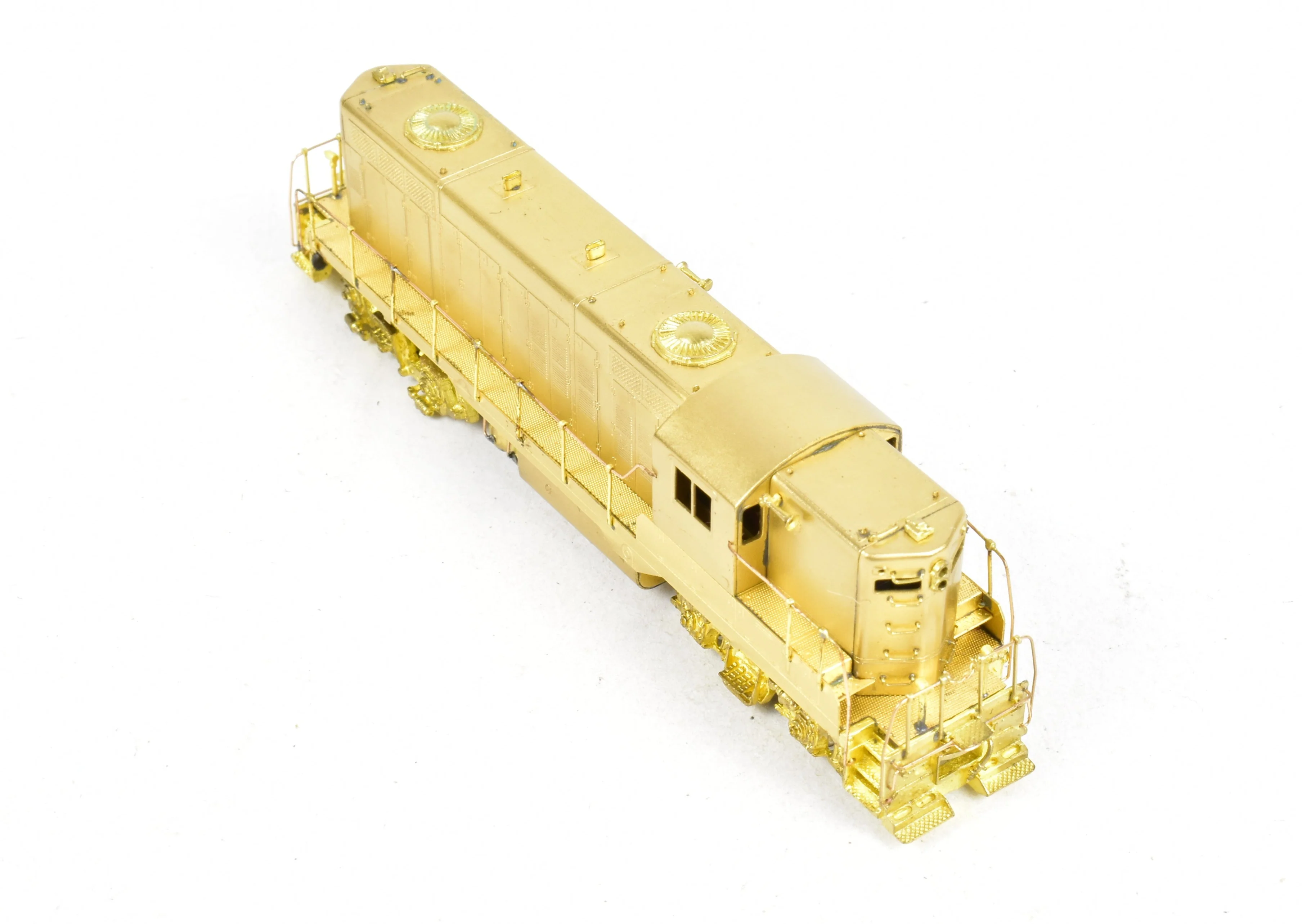 N Brass Hallmark Models Various Roads EMD GP-9 Standard Version with Removable Dynamic Brakes - Image 6